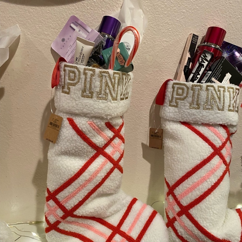 NWT CHRISTMAS MYSTERY STOCKING - Picture 3 of 8